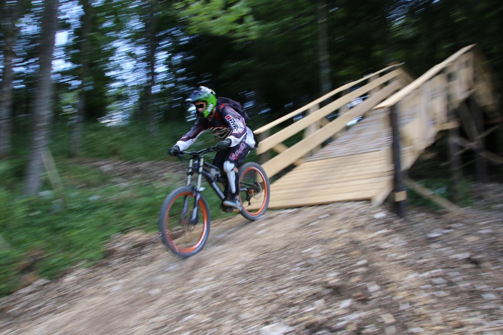 4 Personnes, Pied Des Pistes Et Vtt Metabief